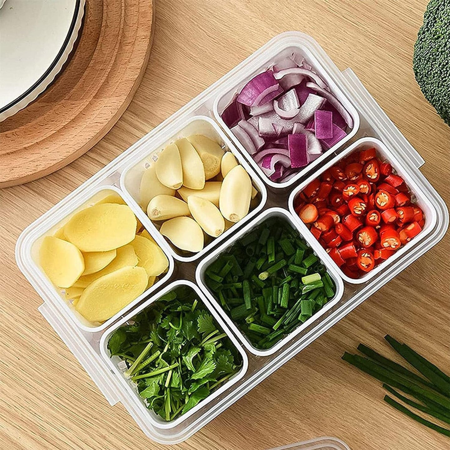 Multi-Purpose Fridge Storage Box with Drain Tray (1 Pc) | Keep Fruits & Veggies Fresh Longer - Dealzyra